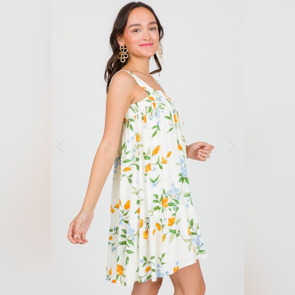 RE BLU mini Dress or skirt size small-medium cream floral lined summer straps